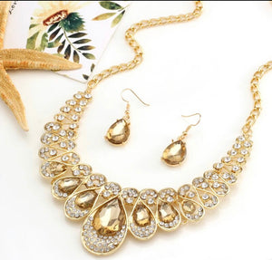 Sabirah Necklace Set